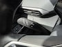 Volkswagen ID.4 Life 77 kWh / Trekhaak / Adapt. Cruise / Carplay / PDC V+A / Stoel verwarming