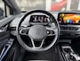 Volkswagen ID.4 Life 77 kWh / Trekhaak / Adapt. Cruise / Carplay / PDC V+A / Stoel verwarming