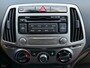 Hyundai i20 1.2i Go!, AIRCO, Cruise Control, Parkeersensoren, Bluetooth, Trekhaak afneembaar & Fietsenrek & Dakkoffer, 1e eigenaar