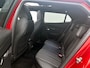 Peugeot e-2008 EV GT 50 kWh | Rijklaar | Panoramadak | Stoelverwarming | Adaptive Cruise |