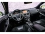 Volvo V40 1.5 T3 Polar+ Sport | R-Design | Harman Kardon Audio | Achteruitrijcamera | Parkeerassistent | Parkeersensoren | Panoramadak | Keyless Entry | Navigatie | Alarm | Stoelverwarming | Dealeronderhouden