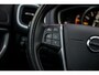Volvo V40 1.5 T3 Polar+ Sport | R-Design | Harman Kardon Audio | Achteruitrijcamera | Parkeerassistent | Parkeersensoren | Panoramadak | Keyless Entry | Navigatie | Alarm | Stoelverwarming | Dealeronderhouden