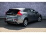 Volvo V40 1.5 T3 Polar+ Sport | R-Design | Harman Kardon Audio | Achteruitrijcamera | Parkeerassistent | Parkeersensoren | Panoramadak | Keyless Entry | Navigatie | Alarm | Stoelverwarming | Dealeronderhouden