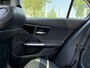 Mercedes-Benz C-klasse 300 e AMG Line Limited PHEV | VAN € 42.900,- VOOR € 39.877,- | UW WK-VOORDEEL: € 3.023,- | PANORAMADAK | DISTRONIC (ACC) | ACHTERUITRIJCAMERA | DODEHOEKASSISTENT | AMBIENT LIGHTING | MERCEDES-DEALER ONDERHOUDEN | RIJKLAAR MET 12 MAANDEN BOVAG GARANTIE |