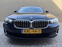 BMW 5-Serie Touring 530e Business Edition Plus Luxury | Lederen bekleding | Adaptieve cruise | Lane assist | Harman&kardon | Head up | Camera | Navigatie | Apple CarPlay | Sfeerverlichting | Sportstoelen met memory | Stoelverwarming | 18 inch velgen | Full-LED | DAB | Elektrische achterklep | Dealeronderhouden