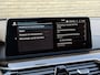 BMW 5-Serie Touring 530e Business Edition Plus Luxury | Lederen bekleding | Adaptieve cruise | Lane assist | Harman&kardon | Head up | Camera | Navigatie | Apple CarPlay | Sfeerverlichting | Sportstoelen met memory | Stoelverwarming | 18 inch velgen | Full-LED | DAB | Elektrische achterklep | Dealeronderhouden
