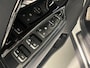 Kia Niro Hybrid 1.6 GDi PHEV Executiveline | All-Seasonbanden | Apple Carplay / Android Auto | Licht + Regensensor | Elektrisch Verstelbare Bestuurdersstoel met Geheugen |Stoelverwarming + Stoelkoeling | Stuurverwarming | Elektrisch bedienbaar Schuif/kanteldak | Parkeersensoren Voor + Achter | Cruise Control Adaptief | Rijstrooksensor + Correctie