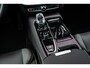 Volvo V60 2.0 T6 Plug-in hybrid AWD Ultra Dark | Google | Long Range | Schuif-/Kanteldak | Adaptieve Cruise Control | DAB | Head-Up Display | Camera | Stoelverwarming Voor + Achter | Harman Kardon Audio | Getint Glas | Zitverlenging | Elek. Stoelen | Memory | 19" LM