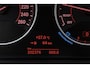 BMW 3-Serie Touring 320i (PANORAMADAK, TREKHAAK WEGKLAPBAAR, PARKEERSENSOREN, STOELVERWARMING, SPORSTOELEN, LED)