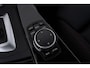 BMW 3-Serie Touring 320i (PANORAMADAK, TREKHAAK WEGKLAPBAAR, PARKEERSENSOREN, STOELVERWARMING, SPORSTOELEN, LED)
