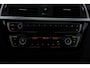 BMW 3-Serie Touring 320i (PANORAMADAK, TREKHAAK WEGKLAPBAAR, PARKEERSENSOREN, STOELVERWARMING, SPORSTOELEN, LED)