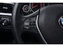 BMW 3-Serie Touring 320i (PANORAMADAK, TREKHAAK WEGKLAPBAAR, PARKEERSENSOREN, STOELVERWARMING, SPORSTOELEN, LED)