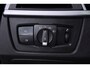 BMW 3-Serie Touring 320i (PANORAMADAK, TREKHAAK WEGKLAPBAAR, PARKEERSENSOREN, STOELVERWARMING, SPORSTOELEN, LED)
