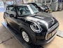 MINI Cooper 1.5 Essential Automaat Cruise Clima Navigatie Carplay