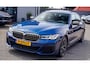 BMW 5-Serie M550i xDrive Business Edition Plus | Head up Display | Stoelverkoeling | Massage | Harman\/Kardon | 360 Camera