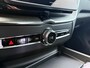 Volvo XC60 2.0 T8 Plug-in hybrid AWD Ultra Dark Exec. Ed. | Actieve Luchtvering | Bowers & Wilkins Audio | Head-up Display | 360 Graden Camera | Panoramadak | Lichtmetalen Velgen 22 inch | Elektrisch Verstelbare Voorstoelen | Geventileerde Stoelen | Massagefunctie | Keyless Entry | BLIS