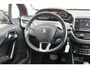 Peugeot 208 1.2 PureTech 110pk Aut. Allure | Navi | App Connect | Climate | Cruise | Camera | PDC | Trekhaak
