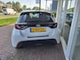 Toyota Yaris 1.5 Hybrid Active met parelmoer metallic