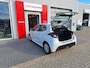 Toyota Yaris 1.5 Hybrid Active met parelmoer metallic