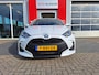 Toyota Yaris 1.5 Hybrid Active met parelmoer metallic