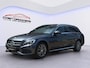Mercedes-Benz C-klasse Estate 180 Lease Editon /Apple Carplay/Camera+PDC V&A/Stoelverwarming/Dode hoek sens./Elek. achterklep/Semi-elek. trekhaak/17"LMV/(MET GARANTIE*)