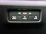 Volkswagen Tiguan 1.5 eHybrid R-Line Edition 204 PK | Trekhaak | Black Style | Panoramadak | Camera | Android Auto | Navigatie | Keyless access | Ruiten getint | Achterklep elektrisch | Ergo stoelen | Apple Carplay | Dodehoeksensoren | Stoelverwarming |