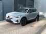 Volvo EX40 Twin Motor Plus Black Edition 82 kWh | ACC | Panoramadak | 360° Camera | Harman/Kardon | Stoel+Stuurverwarming | 20 Inch