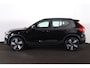 Volvo XC40 Recharge Plus 70 kWh - IntelliSafe Assist & Surround - Parkeercamera achter - Verwarmde voorstoelen & stuur - Parkeersensoren voor & achter - Draadloze tel. lader - Warmtepomp - 20' LMV