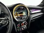 MINI Cooper 5-Deurs 1.5 Chili | Parkeersensoren | Stoelverwarming | Cruise control | Head-up display | Harman Kardon