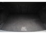 Volkswagen Golf 1.2 TSI Business Edition 105PK / 77kW, Verwarmbare voorstoelen, ErgoActive bestuurdersstoel met massagefunctie, 17" LMV, parkeersensoren voor en achter (pdc), achteruitrijcamera (rear view), navigatie, half lederen bekleding, privacy glas, 2-zone climatronic, elektrisch verstel- en verwarmbare buitenspiegels, reservewiel, cruise control, multifunctioneel lederen stuurwiel