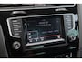 Volkswagen Golf 1.2 TSI Business Edition 105PK / 77kW, Verwarmbare voorstoelen, ErgoActive bestuurdersstoel met massagefunctie, 17" LMV, parkeersensoren voor en achter (pdc), achteruitrijcamera (rear view), navigatie, half lederen bekleding, privacy glas, 2-zone climatronic, elektrisch verstel- en verwarmbare buitenspiegels, reservewiel, cruise control, multifunctioneel lederen stuurwiel