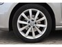 Volkswagen Golf 1.2 TSI Business Edition 105PK / 77kW, Verwarmbare voorstoelen, ErgoActive bestuurdersstoel met massagefunctie, 17" LMV, parkeersensoren voor en achter (pdc), achteruitrijcamera (rear view), navigatie, half lederen bekleding, privacy glas, 2-zone climatronic, elektrisch verstel- en verwarmbare buitenspiegels, reservewiel, cruise control, multifunctioneel lederen stuurwiel