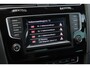 Volkswagen Golf 1.2 TSI Business Edition 105PK / 77kW, Verwarmbare voorstoelen, ErgoActive bestuurdersstoel met massagefunctie, 17" LMV, parkeersensoren voor en achter (pdc), achteruitrijcamera (rear view), navigatie, half lederen bekleding, privacy glas, 2-zone climatronic, elektrisch verstel- en verwarmbare buitenspiegels, reservewiel, cruise control, multifunctioneel lederen stuurwiel