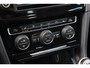 Volkswagen Golf 1.2 TSI Business Edition 105PK / 77kW, Verwarmbare voorstoelen, ErgoActive bestuurdersstoel met massagefunctie, 17" LMV, parkeersensoren voor en achter (pdc), achteruitrijcamera (rear view), navigatie, half lederen bekleding, privacy glas, 2-zone climatronic, elektrisch verstel- en verwarmbare buitenspiegels, reservewiel, cruise control, multifunctioneel lederen stuurwiel