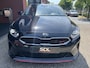 Kia ProCeed 1.6 T-GDI GT // FULL LED // SCHUIFKANTELDAK // JBL AUDIO // VIRTUAL COCKPIT // ADAPTIVE CRUISE // MEMORY SEAT // WINTERPACK // VOL IN OPTIES!!