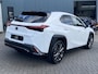 Lexus UX 300h Ultimate Edition DIRECT LEVERBAAR EL-ACHTERKLEP STUURVERW STOELVERW GROOT-SCHERM BLIND-SPOT