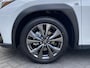 Lexus UX 300h Ultimate Edition DIRECT LEVERBAAR EL-ACHTERKLEP STUURVERW STOELVERW GROOT-SCHERM BLIND-SPOT