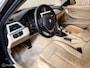BMW 3-Serie 320i Executive OrgNL 1eEIGNR! XENON CARPLAY LEER