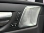Volvo XC60 2.0 T8 Plug-in hybrid AWD Ultra Dark Exec. Ed. | Actieve Luchtvering | Bowers & Wilkins Audio | Head-up Display | 360 Graden Camera | Panoramadak | Lichtmetalen Velgen 22 inch | Elektrisch Verstelbare Voorstoelen | Geventileerde Stoelen | Massagefunctie | Keyless Entry | BLIS