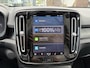 Volvo EX40 Recharge Core 69 kWh SOH 93%|| VAN: 33.900,- VOOR: 30.877,- UW WKVOORDEEL: 3.023,-|VOLVO DEALER ONDERHOUDEN| ACHTERUITRIJCAMERA| PANORAMADAK| STOEL + STUURVERWARMING| RIJKLAARPRIJS INCL. 12 MAANDEN BOVAG GARANTIE|