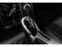 Volvo V60 T3 R-Design | Trekhaak | Standkachel | Automaat | Bi-Xenon | Stoelverwarming | 18 Inch