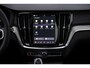 Volvo V60 2.0 T6 Plug-in hybrid AWD Ultra Dark | Google | Long Range | Schuif-/Kanteldak | Adaptieve Cruise Control |Trekhaak inklapbare | DAB | Head-Up Display | Camera | Stoelverwarming Voor + Achter | Harman Kardon Audio | Getint Glas | Zitverlenging | Elek. Stoelen | Memory | 20" LM