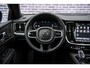 Volvo V60 2.0 T6 Plug-in hybrid AWD Ultra Dark | Google | Long Range | Schuif-/Kanteldak | Adaptieve Cruise Control |Trekhaak inklapbare | DAB | Head-Up Display | Camera | Stoelverwarming Voor + Achter | Harman Kardon Audio | Getint Glas | Zitverlenging | Elek. Stoelen | Memory | 20" LM