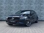 Volvo V60 2.0 T6 Plug-in hybrid AWD Ultra Dark | Google | Long Range | Schuif-/Kanteldak | Adaptieve Cruise Control |Trekhaak inklapbare | DAB | Head-Up Display | Camera | Stoelverwarming Voor + Achter | Harman Kardon Audio | Getint Glas | Zitverlenging | Elek. Stoelen | Memory | 20" LM