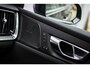 Volvo V60 2.0 T6 Plug-in hybrid AWD Ultra Dark | Google | Long Range | Schuif-/Kanteldak | Adaptieve Cruise Control |Trekhaak inklapbare | DAB | Head-Up Display | Camera | Stoelverwarming Voor + Achter | Harman Kardon Audio | Getint Glas | Zitverlenging | Elek. Stoelen | Memory | 20" LM