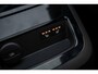 Volvo V60 2.0 T6 Plug-in hybrid AWD Ultra Dark | Google | Long Range | Schuif-/Kanteldak | Adaptieve Cruise Control |Trekhaak inklapbare | DAB | Head-Up Display | Camera | Stoelverwarming Voor + Achter | Harman Kardon Audio | Getint Glas | Zitverlenging | Elek. Stoelen | Memory | 20" LM