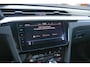 Volkswagen Arteon Shooting Brake 1.4 TSI eHybrid 218pk R-Line Business+ | SoH 98% | Trekhaak | Achteruitrijcamera | Stoelverwarming | Navigatie | App Connect