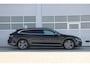 Volkswagen Arteon Shooting Brake 1.4 TSI eHybrid 218pk R-Line Business+ | SoH 98% | Trekhaak | Achteruitrijcamera | Stoelverwarming | Navigatie | App Connect