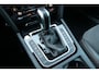 Volkswagen Arteon Shooting Brake 1.4 TSI eHybrid 218pk R-Line Business+ | SoH 98% | Trekhaak | Achteruitrijcamera | Stoelverwarming | Navigatie | App Connect