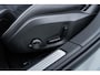 Volvo V60 2.0 T6 Plug-in hybrid AWD Ultra Dark | Google | Long Range | Schuif-/Kanteldak | Adaptieve Cruise Control | DAB | Head-Up Display | Camera | Stoelverwarming Voor + Achter | Harman Kardon Audio | Getint Glas | Zitverlenging | Elek. Stoelen | Memory | 19" LM